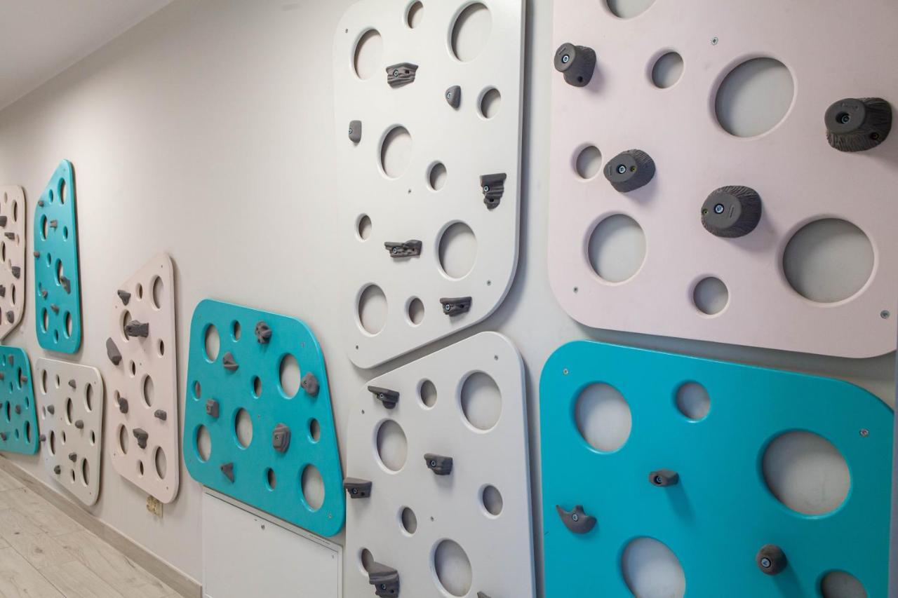 Hostel Montessori Gdańsk Exteriör bild
