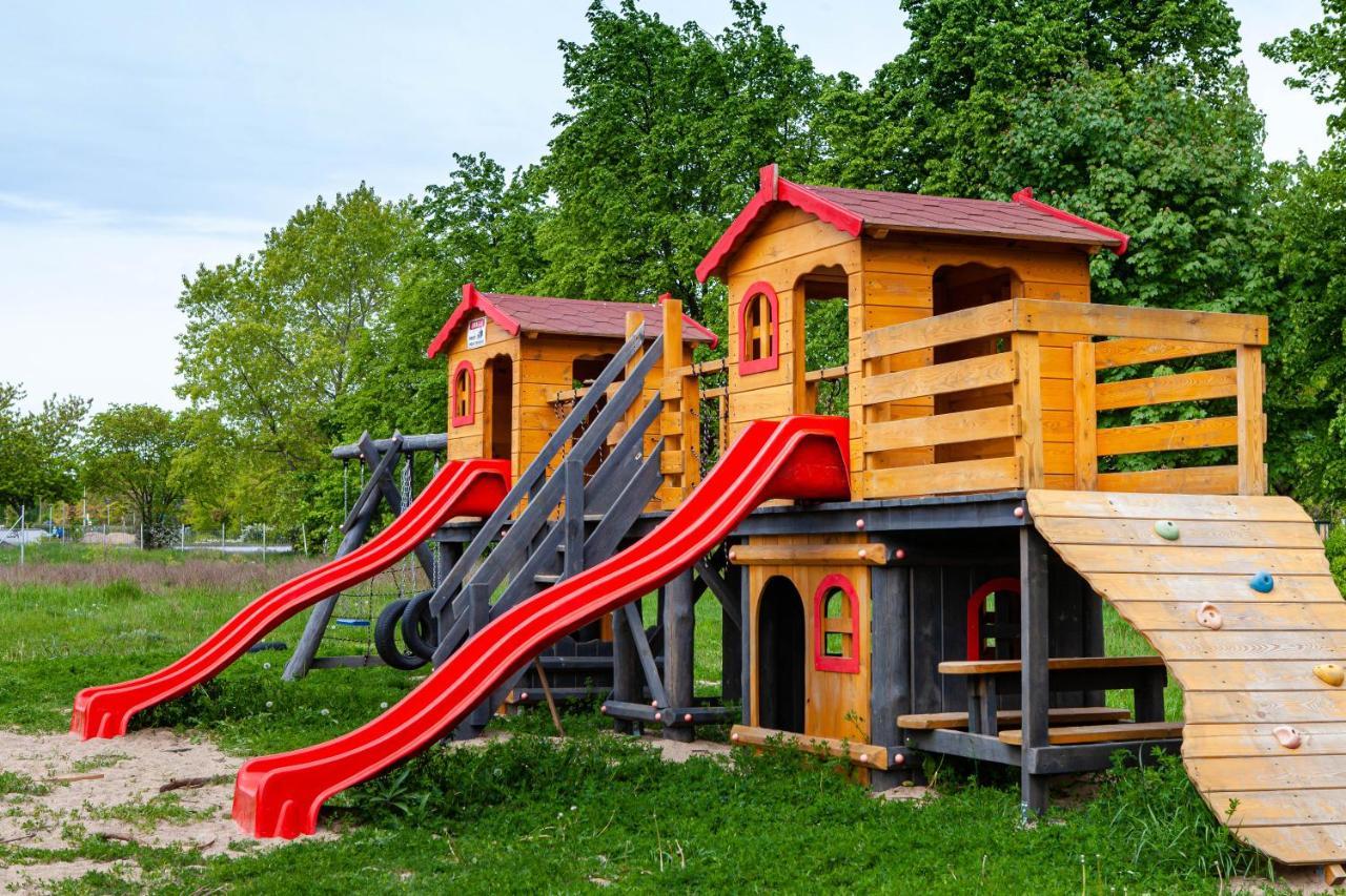 Hostel Montessori Gdańsk Exteriör bild