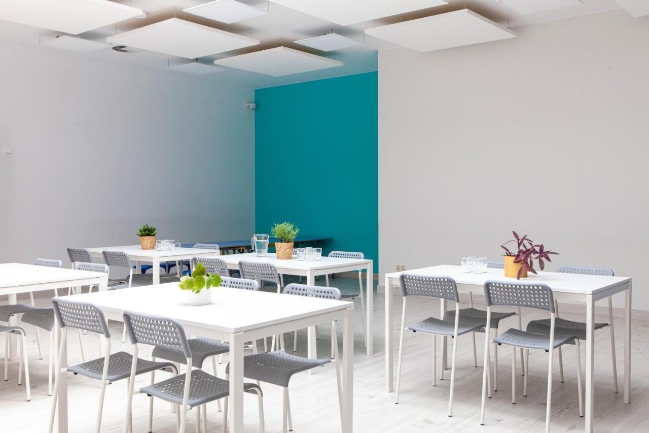 Hostel Montessori Gdańsk Exteriör bild